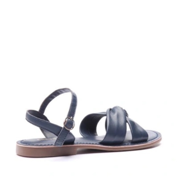 Women’s Crevo Lark Blue Leather Sandals Size 8.5 US! - Picture 2 of 10